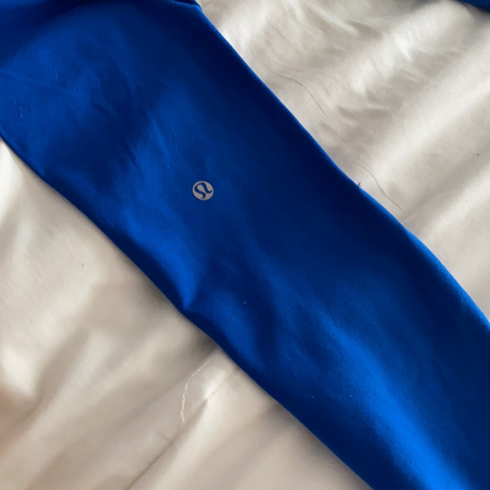 blue lululemon leggings
